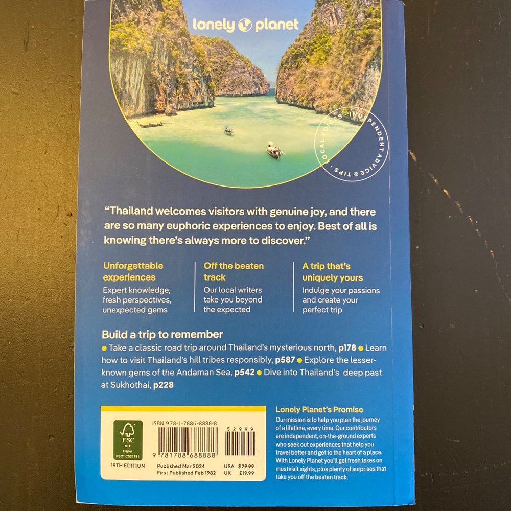 Lonely planet Thailand guide book (2024) - Picture 2 of 4